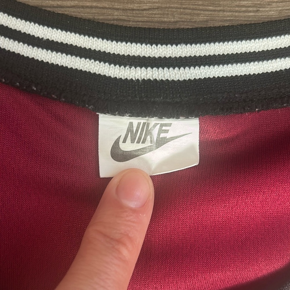 Nike Chicago Basketball Jersey - Picture 3 of 7